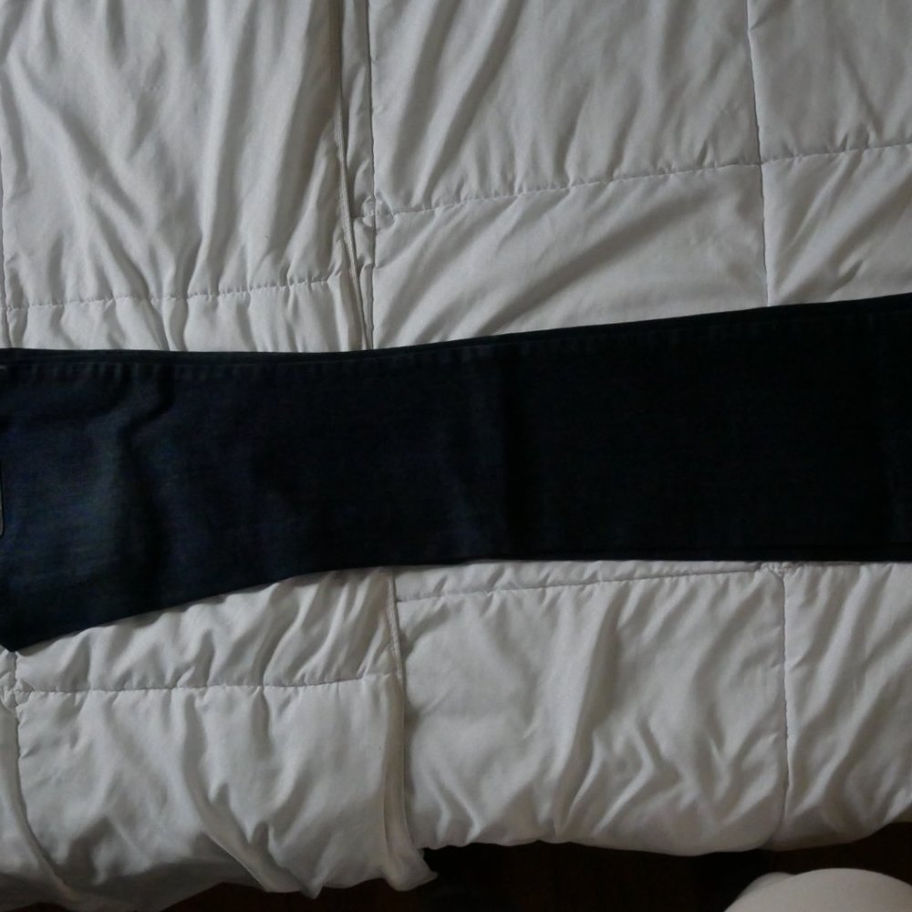 Guess Jeans - Picture 5 of 7